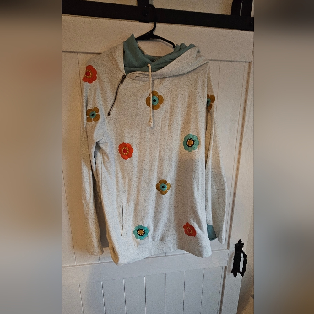 Ampersand avenue hoodie XL